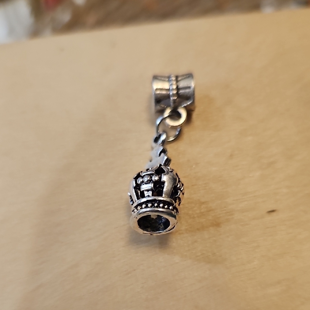 Silver Crown Charm Pendant